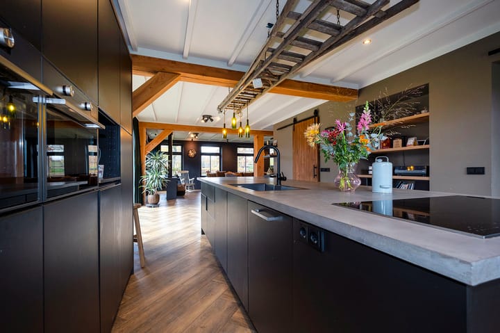 Photo 15 of Dwarsweg 1