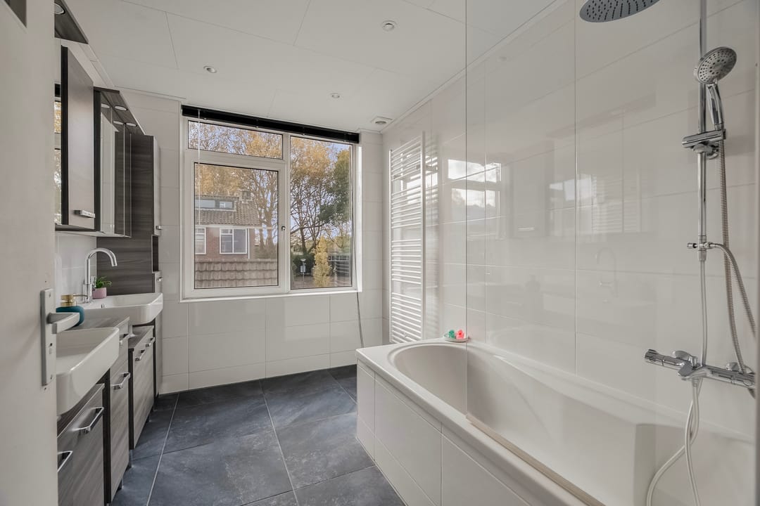 Photo 17 of Burgemeester Struijkstraat 38