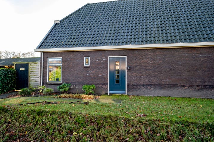 Photo 56 of Dwarsweg 1