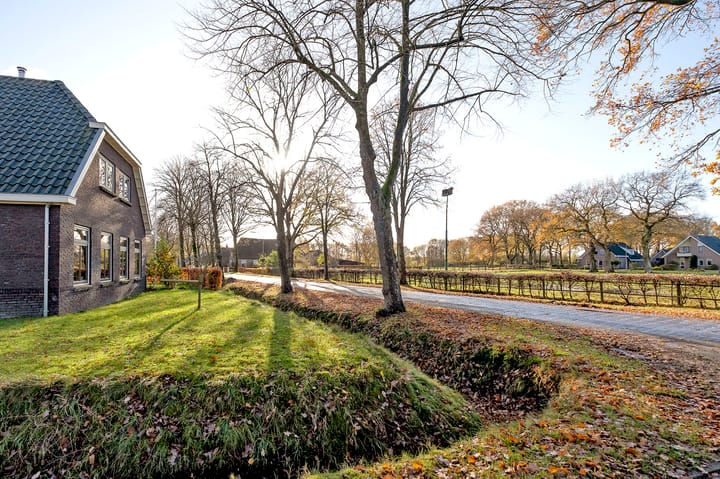 Photo 62 of Dwarsweg 1