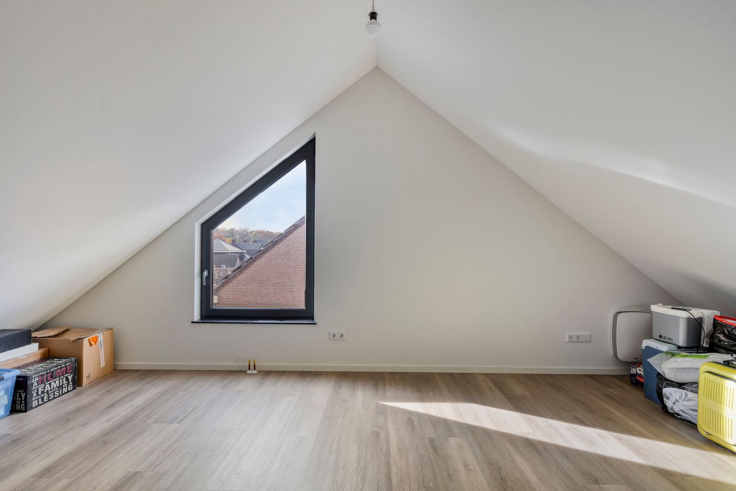 Foto 25 van Nachtegaalstraat 3