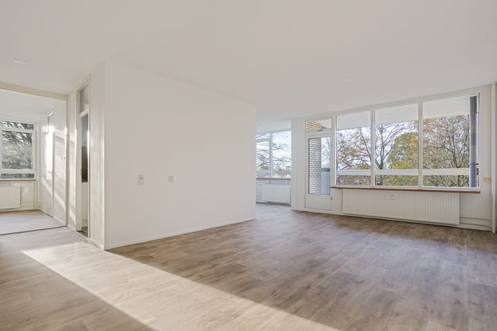 Photo 2 of Johannes Poststraat 398