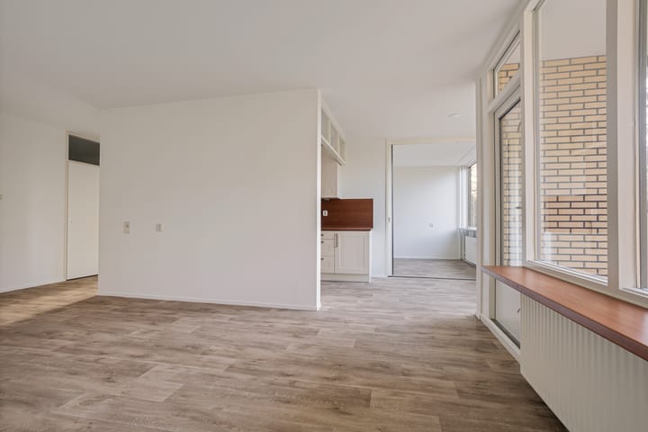 Photo 3 of Johannes Poststraat 398