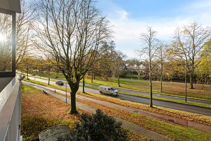 Photo 5 of Johannes Poststraat 398