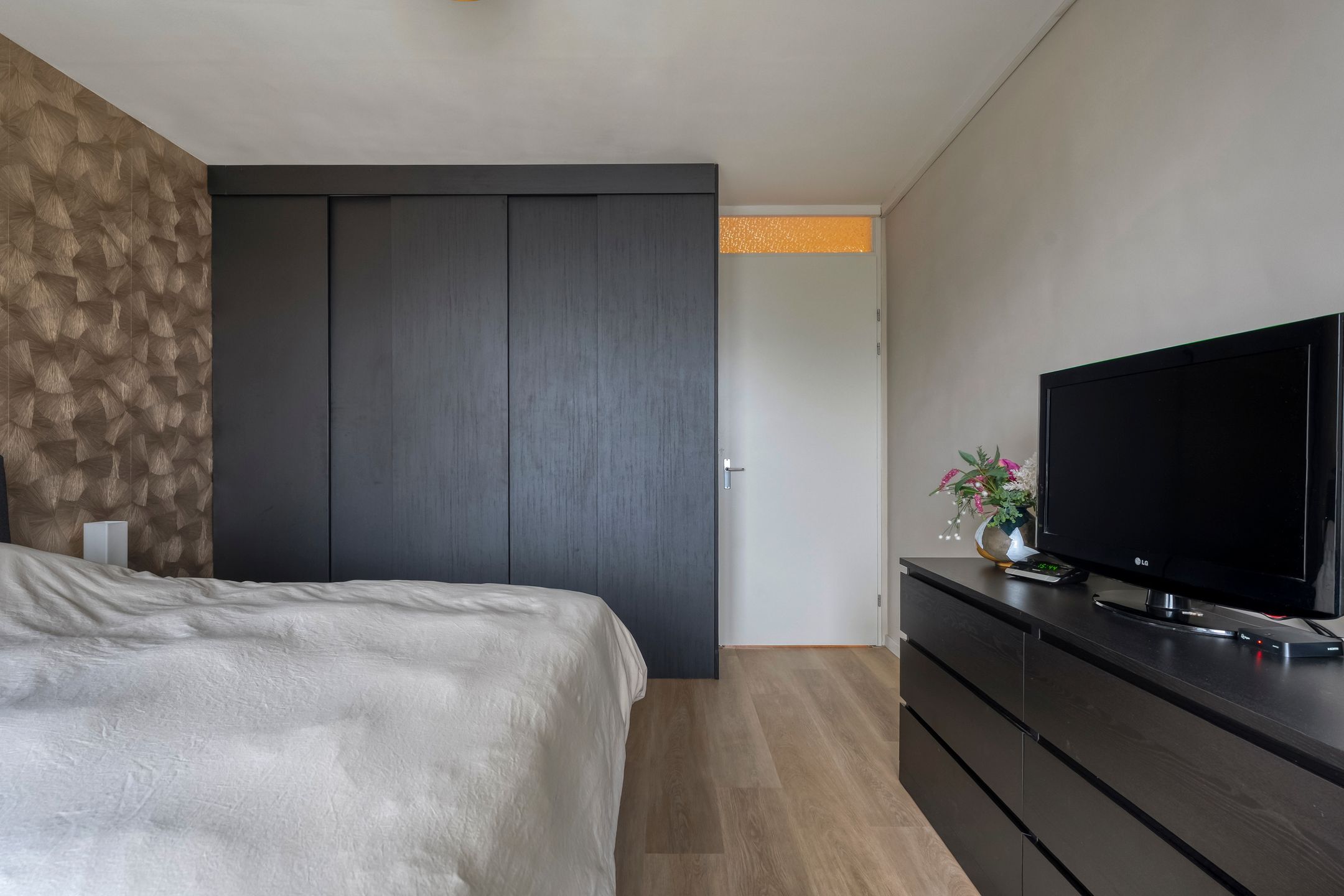 Foto 30 van Elzenlaan 2-8