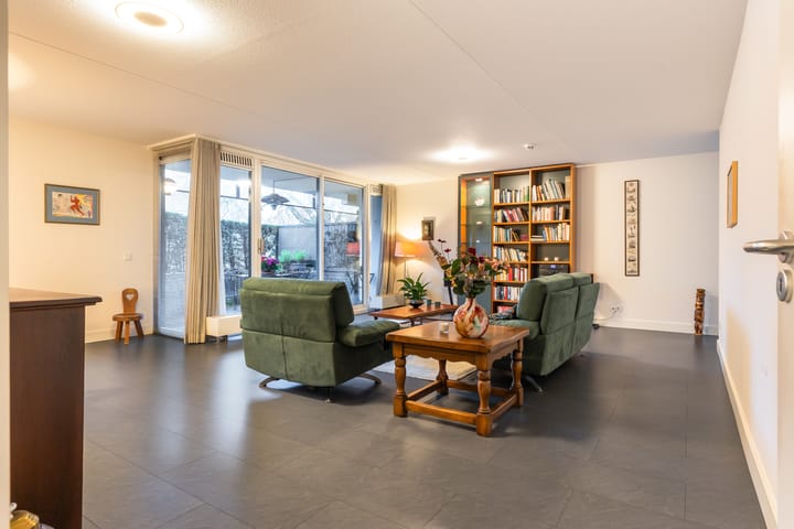 Foto 8 van Amphion 66