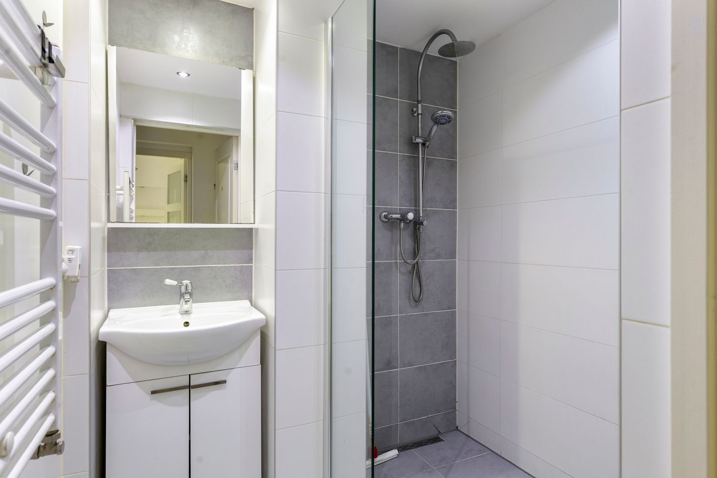 Photo 14 of Hogenbanweg 94-A