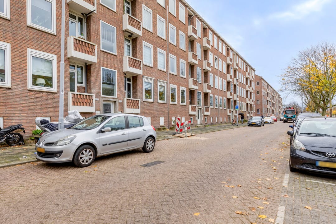 Photo 23 of Hogenbanweg 94-A