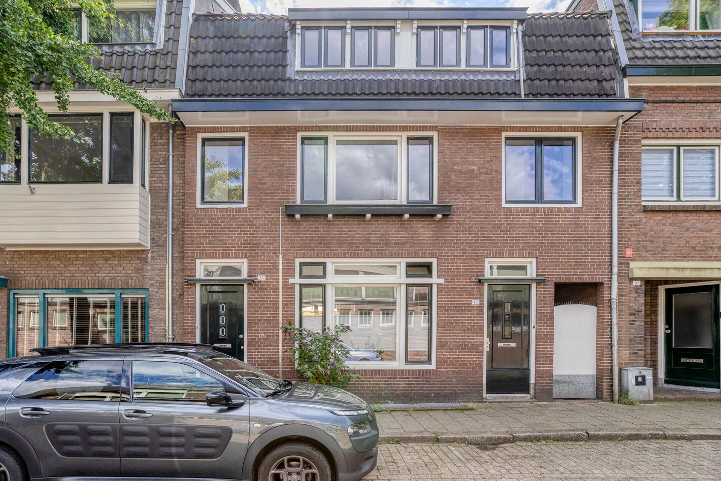 Photo 34 of Agnietenstraat 95