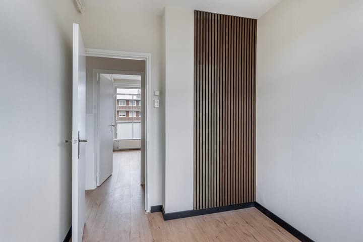 Foto 20 van van Hoornbeekstraat 17-C