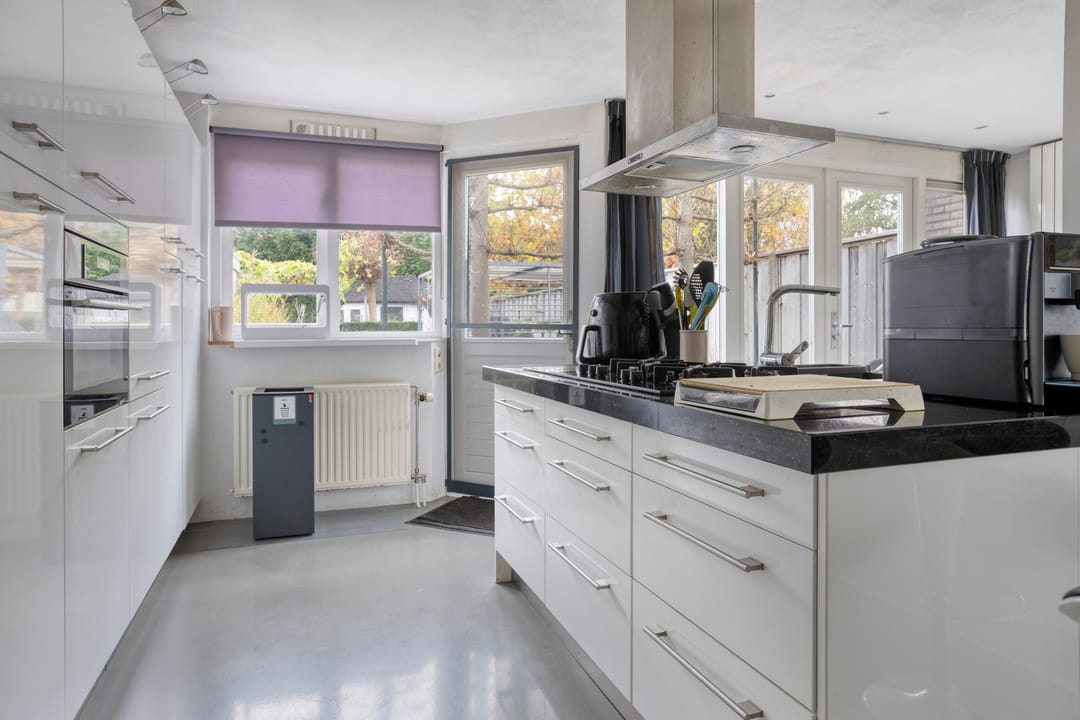 Photo 11 of Anjelier 16