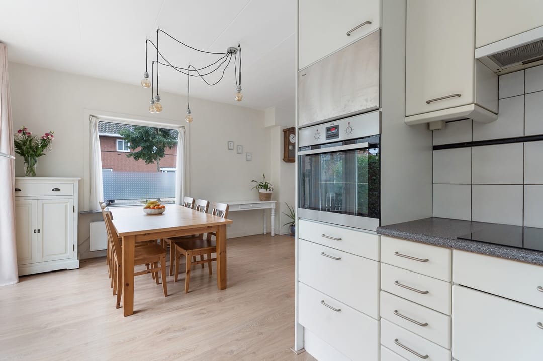 Photo 13 of Ouddiemerlaan 82