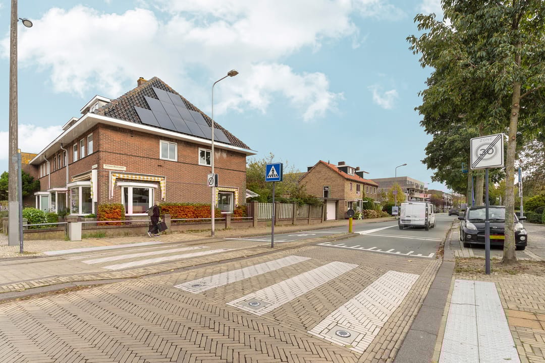 Photo 47 of Ouddiemerlaan 82