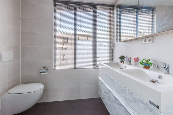 Photo 16 of Wederik 110