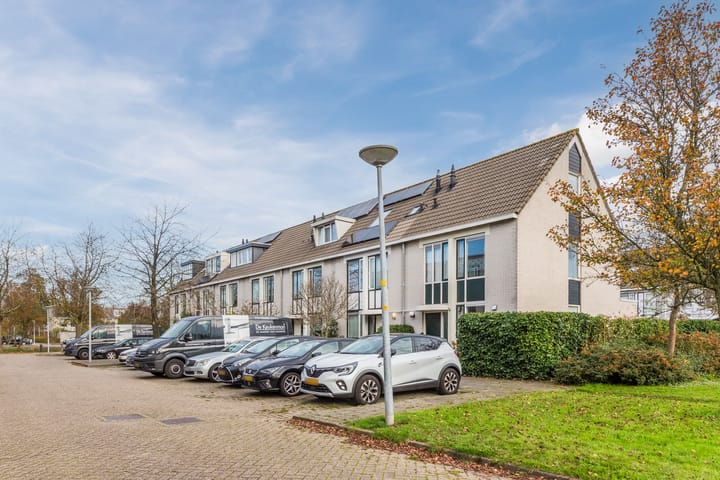 Photo 26 of Wederik 110