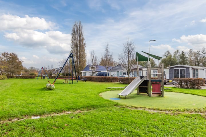 Photo 28 of Wederik 110