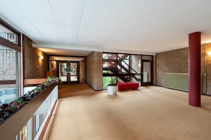 Photo 33 of Boulevard 22-1