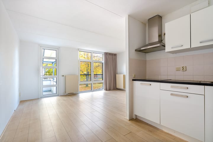 Photo 17 of Eemplein 4