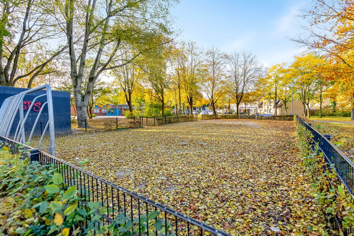 Photo 36 of Eemplein 4