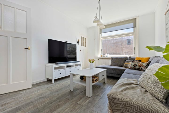 Photo 8 of Koestraat 79