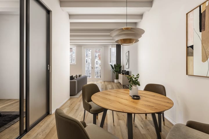 Photo 10 of Spuistraat 3-F7