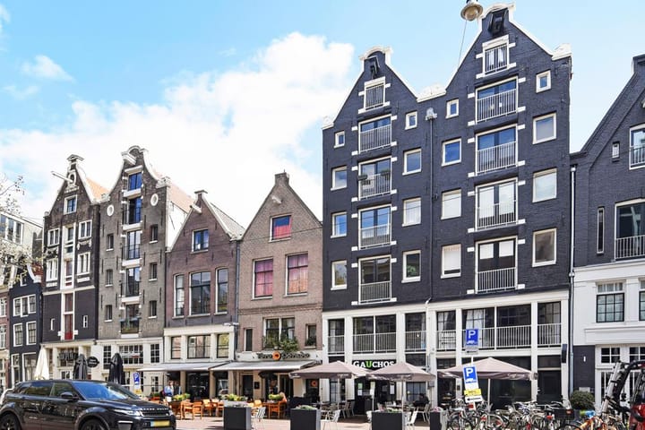 Photo 21 of Spuistraat 3-F7