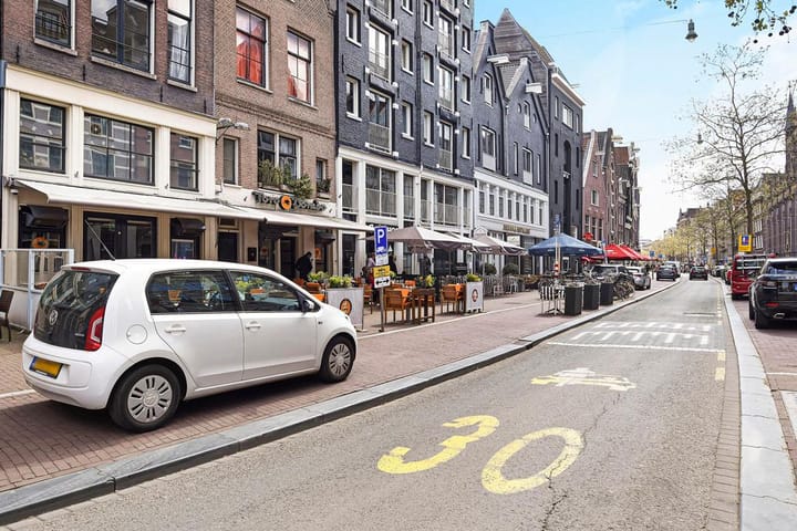 Photo 26 of Spuistraat 3-F7