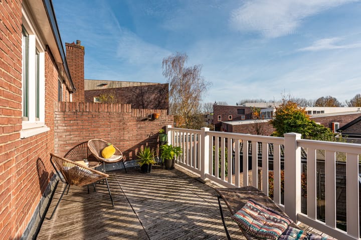 Photo 31 of Piet Heinlaan 22