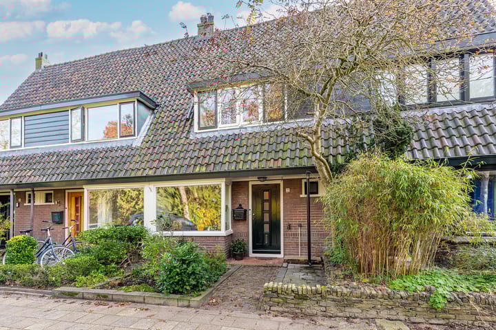 Photo 37 of Piet Heinlaan 22