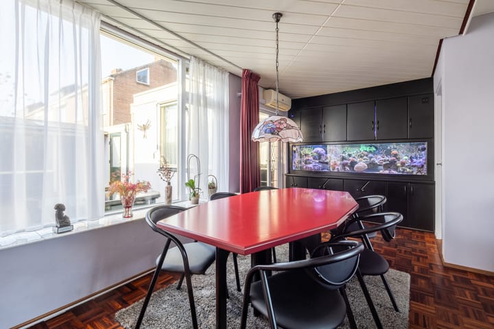 Photo 12 of Pieter de Molijnstraat 13