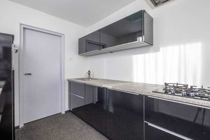 Photo 13 of Pieter de Molijnstraat 13