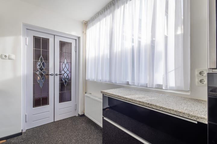 Photo 16 of Pieter de Molijnstraat 13