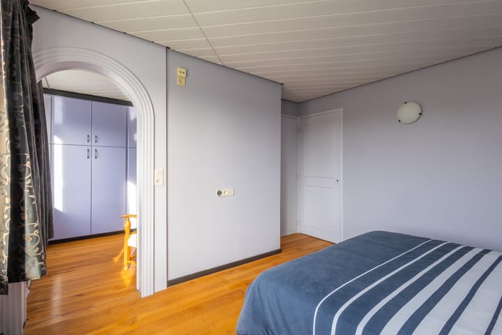 Photo 21 of Pieter de Molijnstraat 13