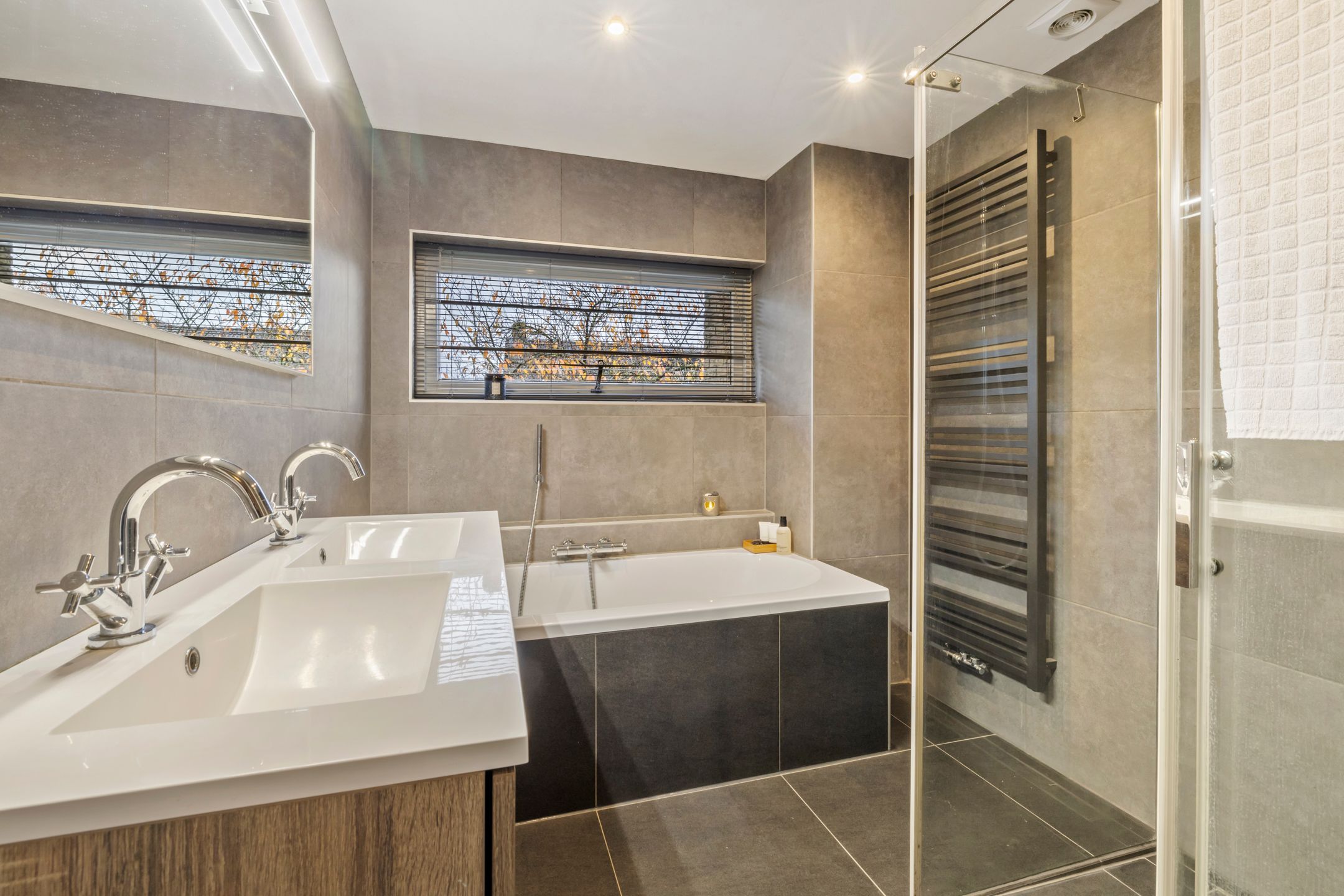 Foto 33 van Co Bremanlaan 4