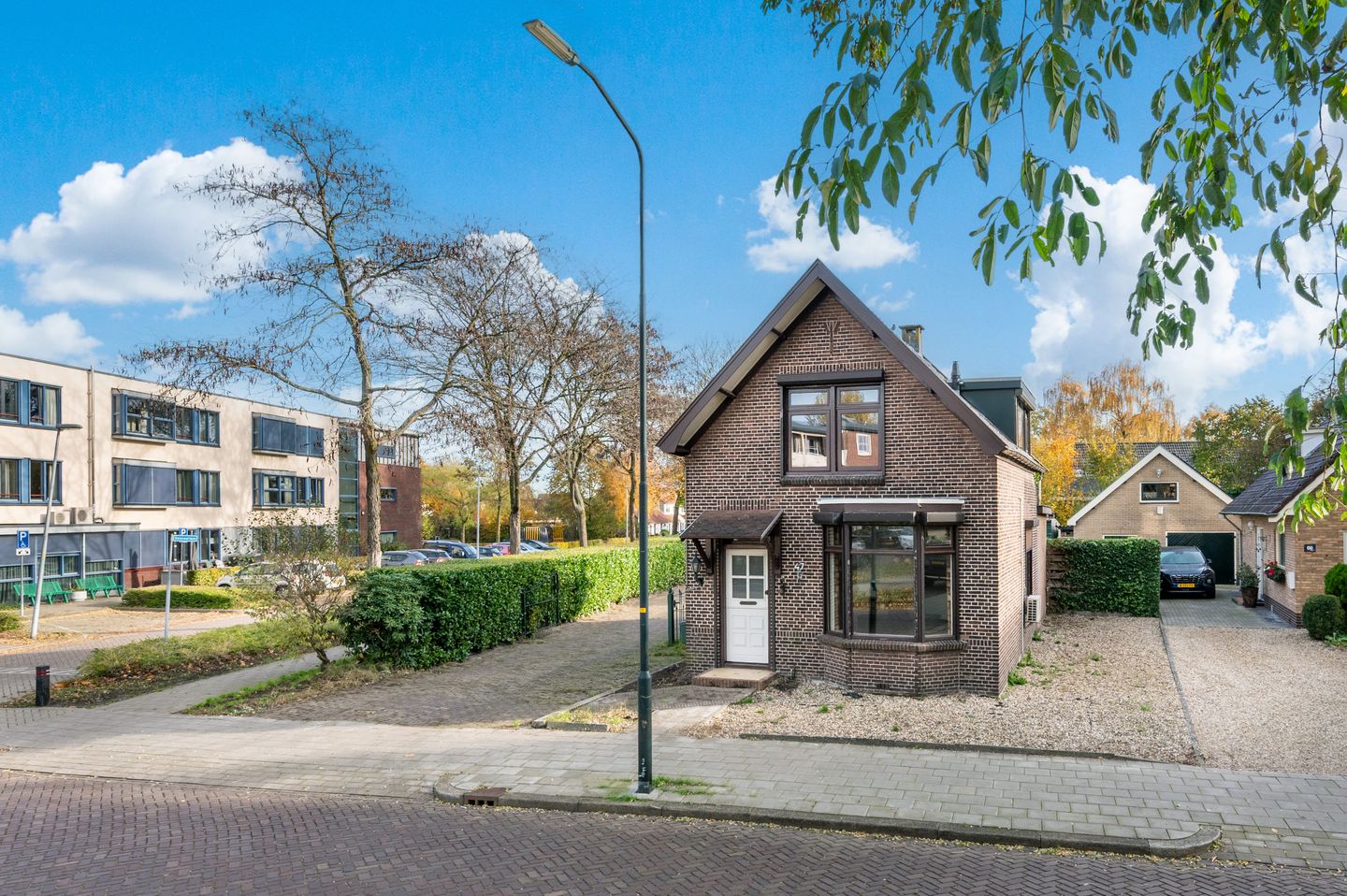 Foto 29 van Adelaarslaan 47