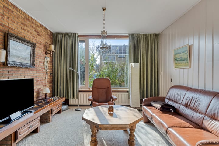 Photo 6 of Kadoelenstraat 4