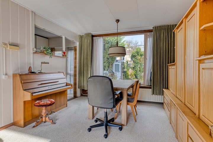 Photo 10 of Kadoelenstraat 4