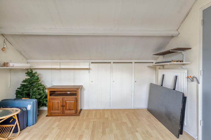 Photo 27 of Kadoelenstraat 4