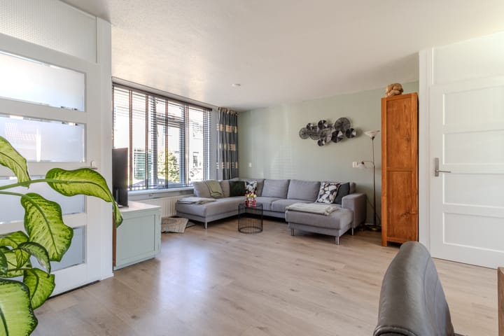 Photo 2 of Aletta Jacobsstraat 72