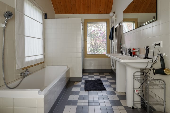 Photo 33 of Marsweg 2