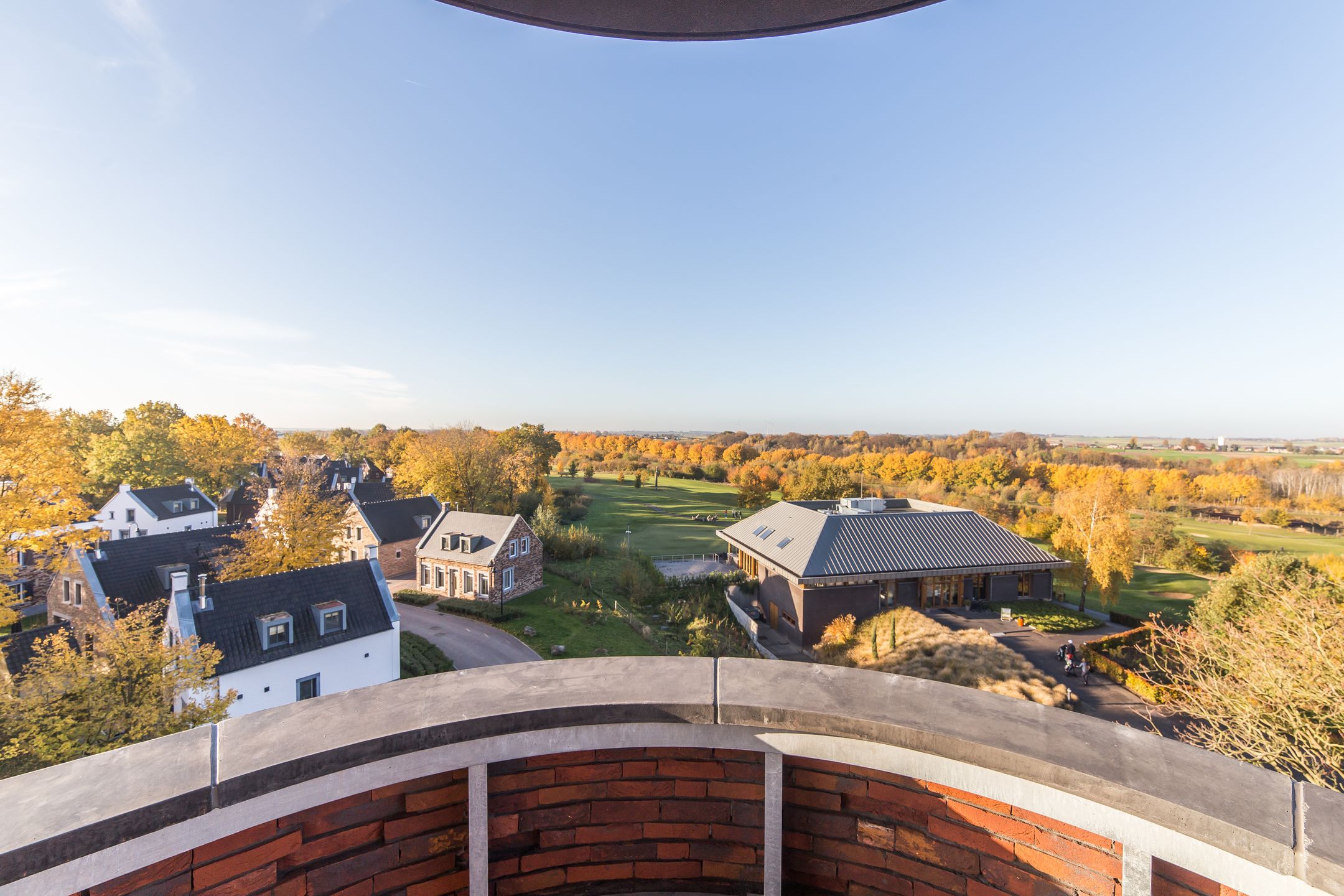 2-bedroom freehold villa in Maastricht — photo 3 of 5