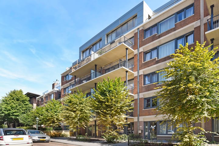 Photo 2 of Koningin Sophiestraat 126