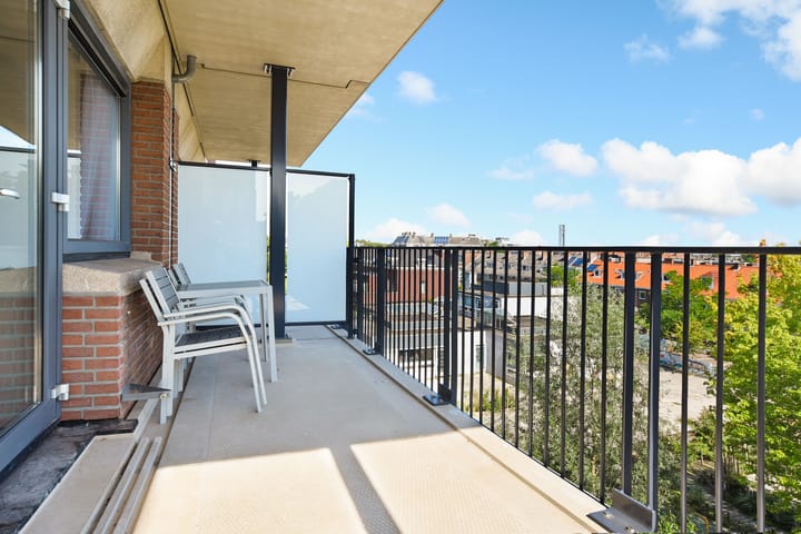 Photo 14 of Koningin Sophiestraat 126