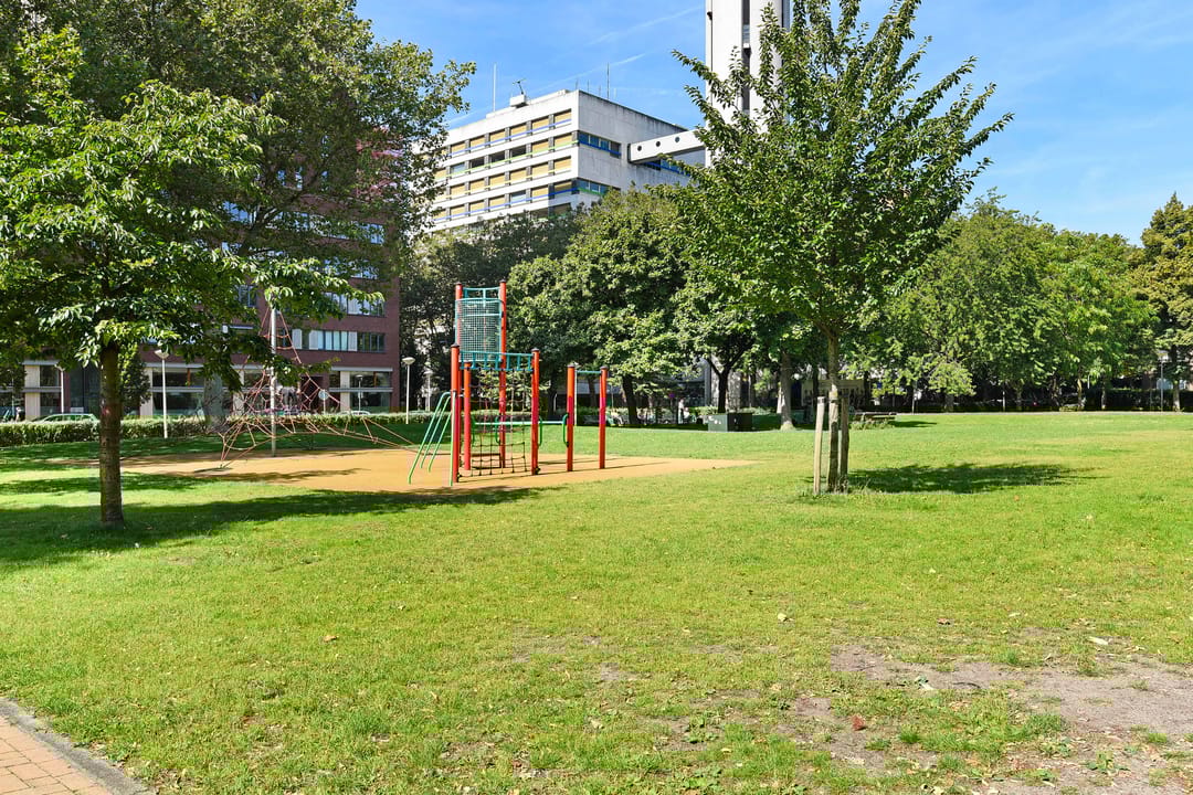 Photo 17 of Koningin Sophiestraat 126