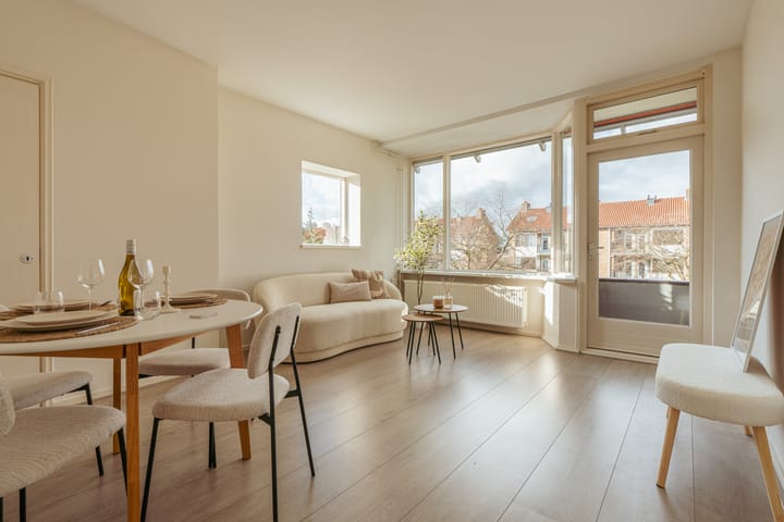 Photo 2 of Admiraal de Ruyterlaan 181