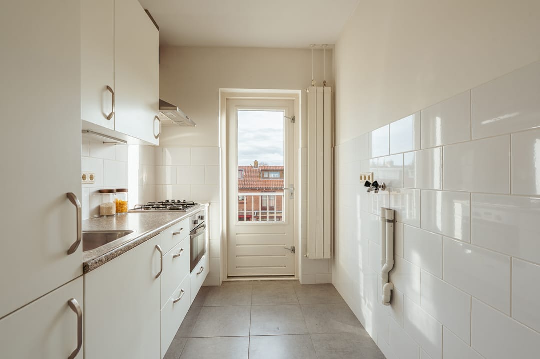 Photo 8 of Admiraal de Ruyterlaan 181