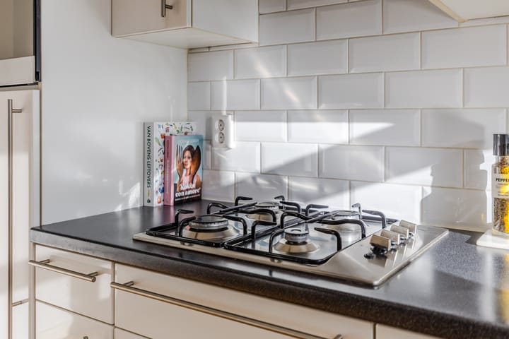 Photo 12 of Jan Evertsenstraat 78-2