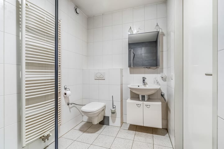 Photo 9 of Voorstraat 39-B