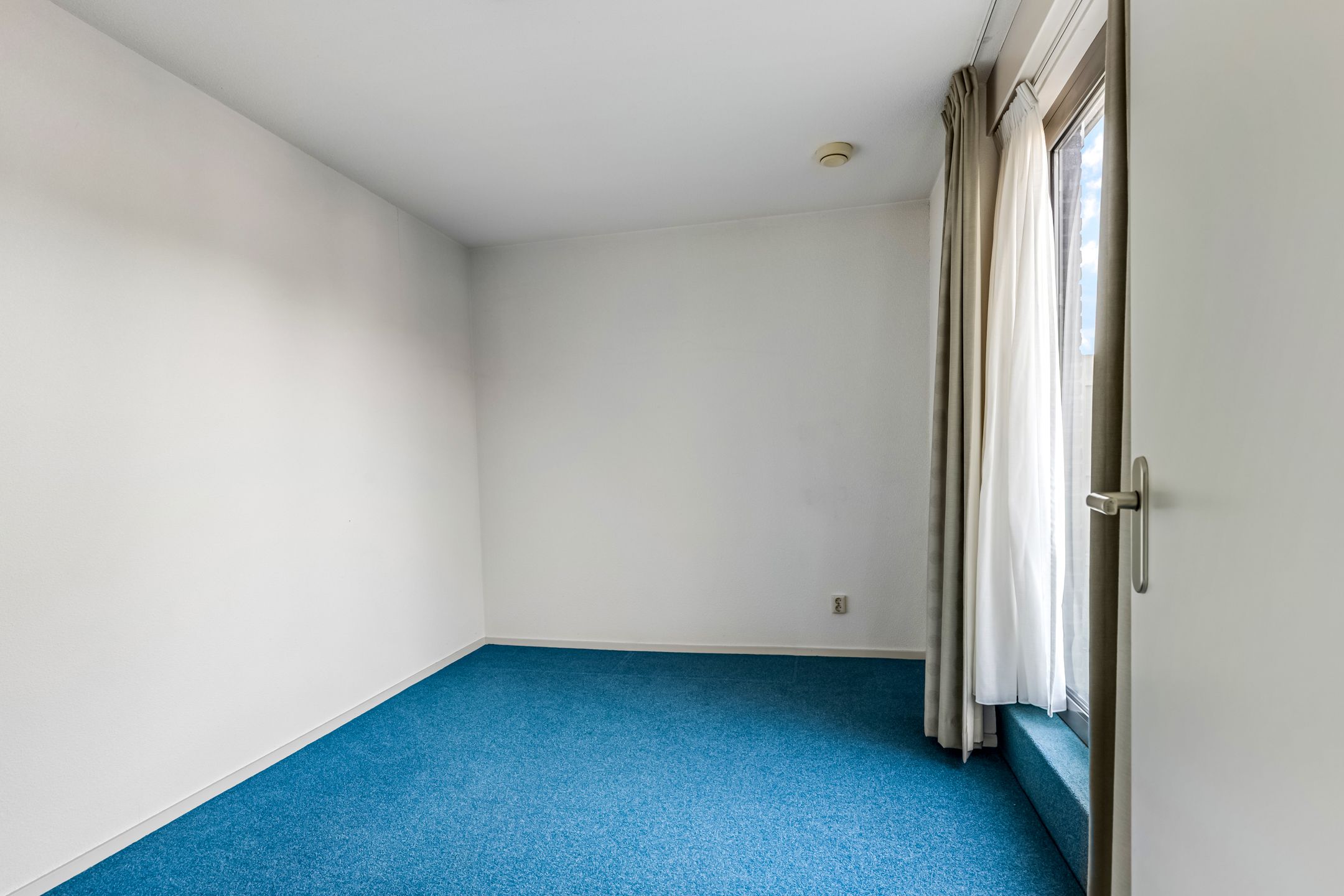 Photo 15 of Voorstraat 39-B
