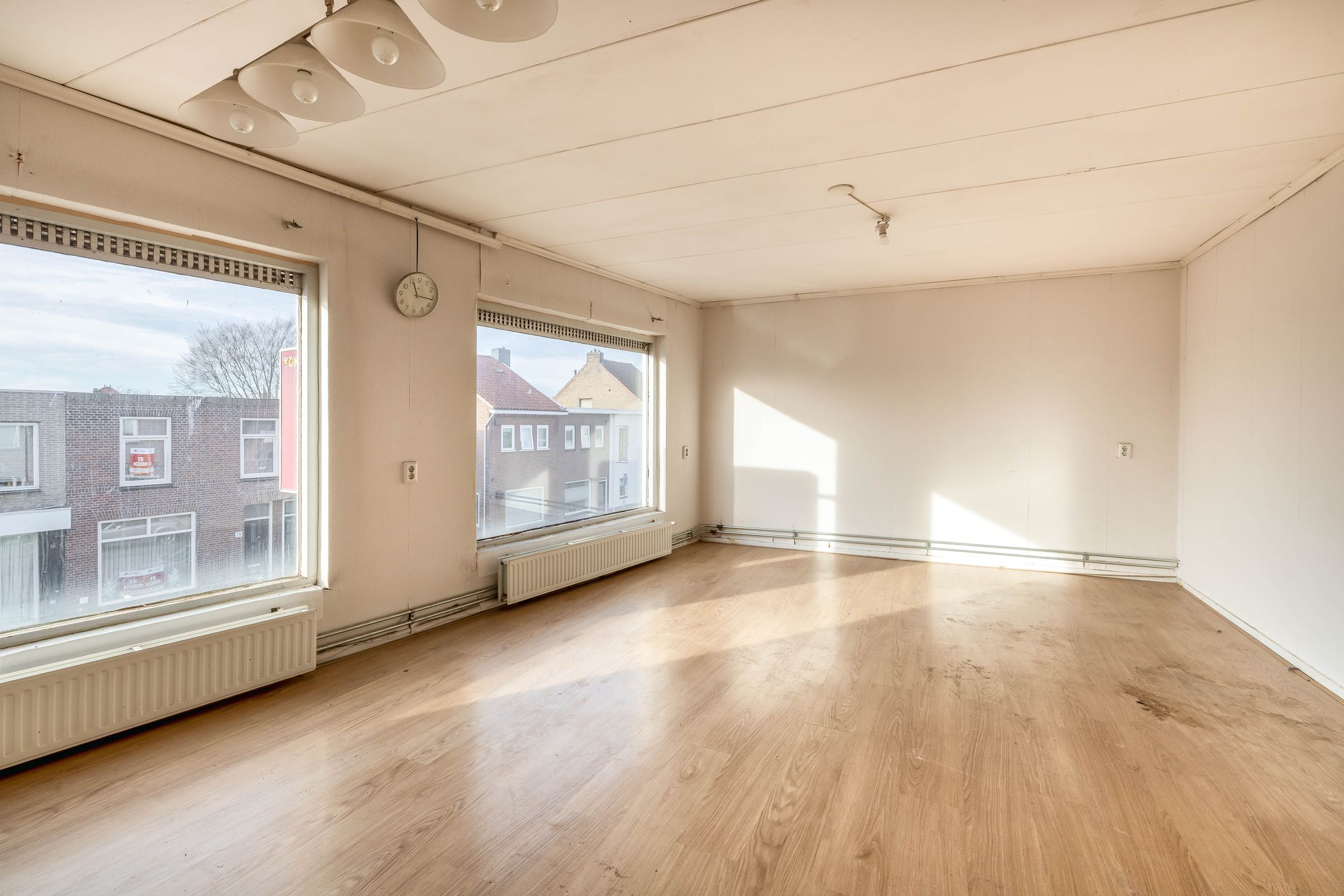 Photo 24 of Bornsestraat 70